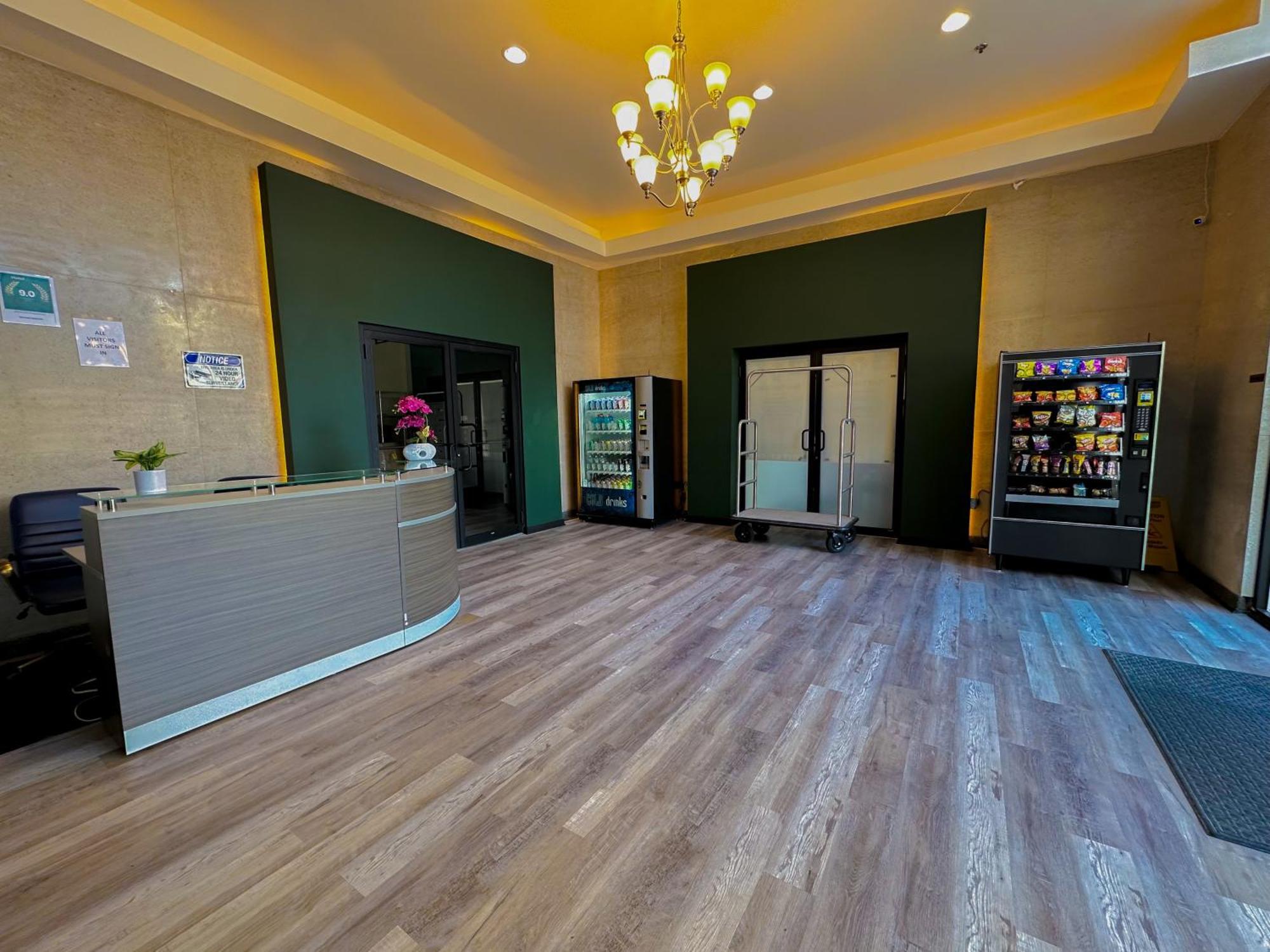 Modern 2Br Loft With Amazing City Skyline View And Optional Parking For 8 Guests Near Mccormick Place And Soldier Field Чикаго Екстериор снимка