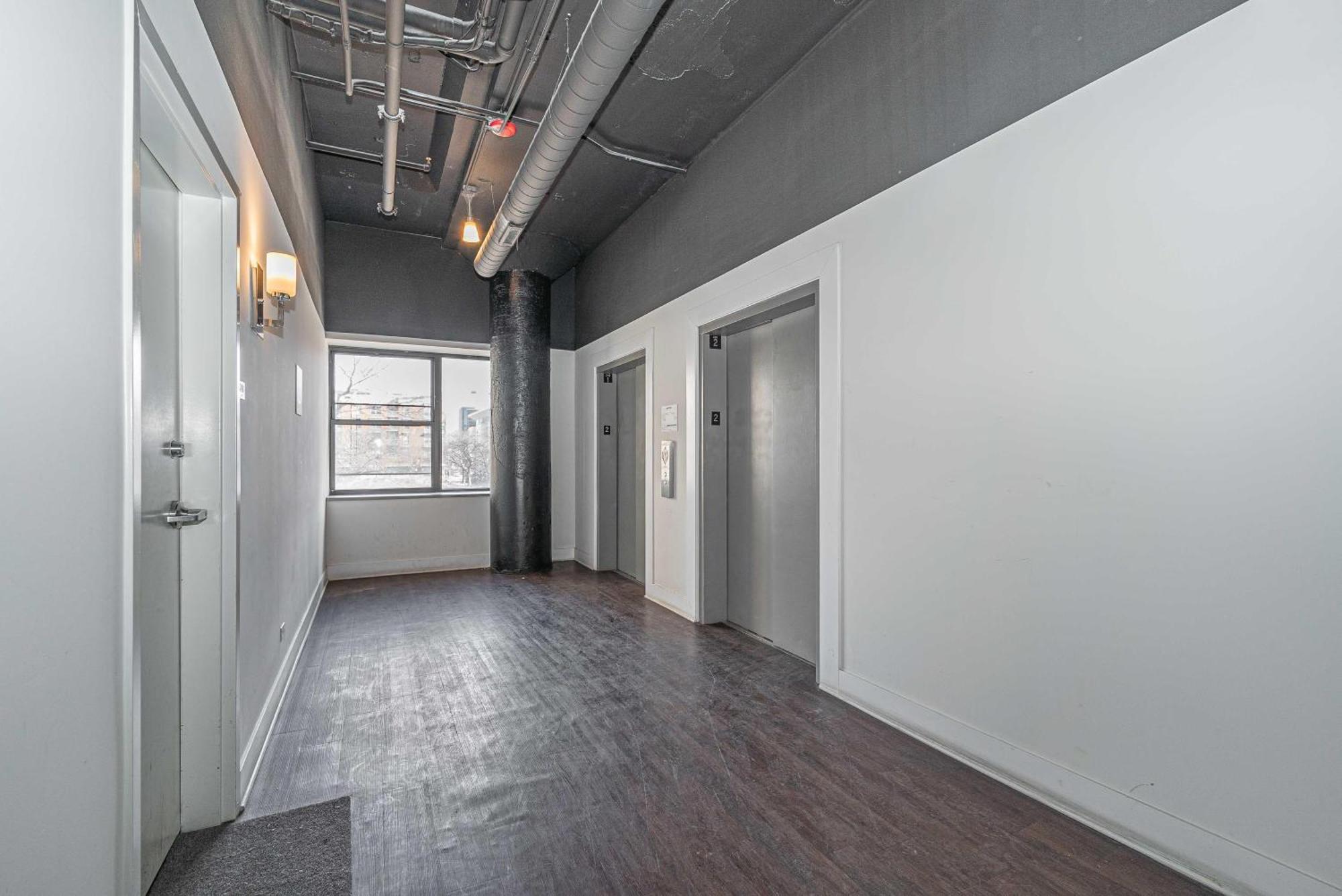 Modern 2Br Loft With Amazing City Skyline View And Optional Parking For 8 Guests Near Mccormick Place And Soldier Field Чикаго Екстериор снимка