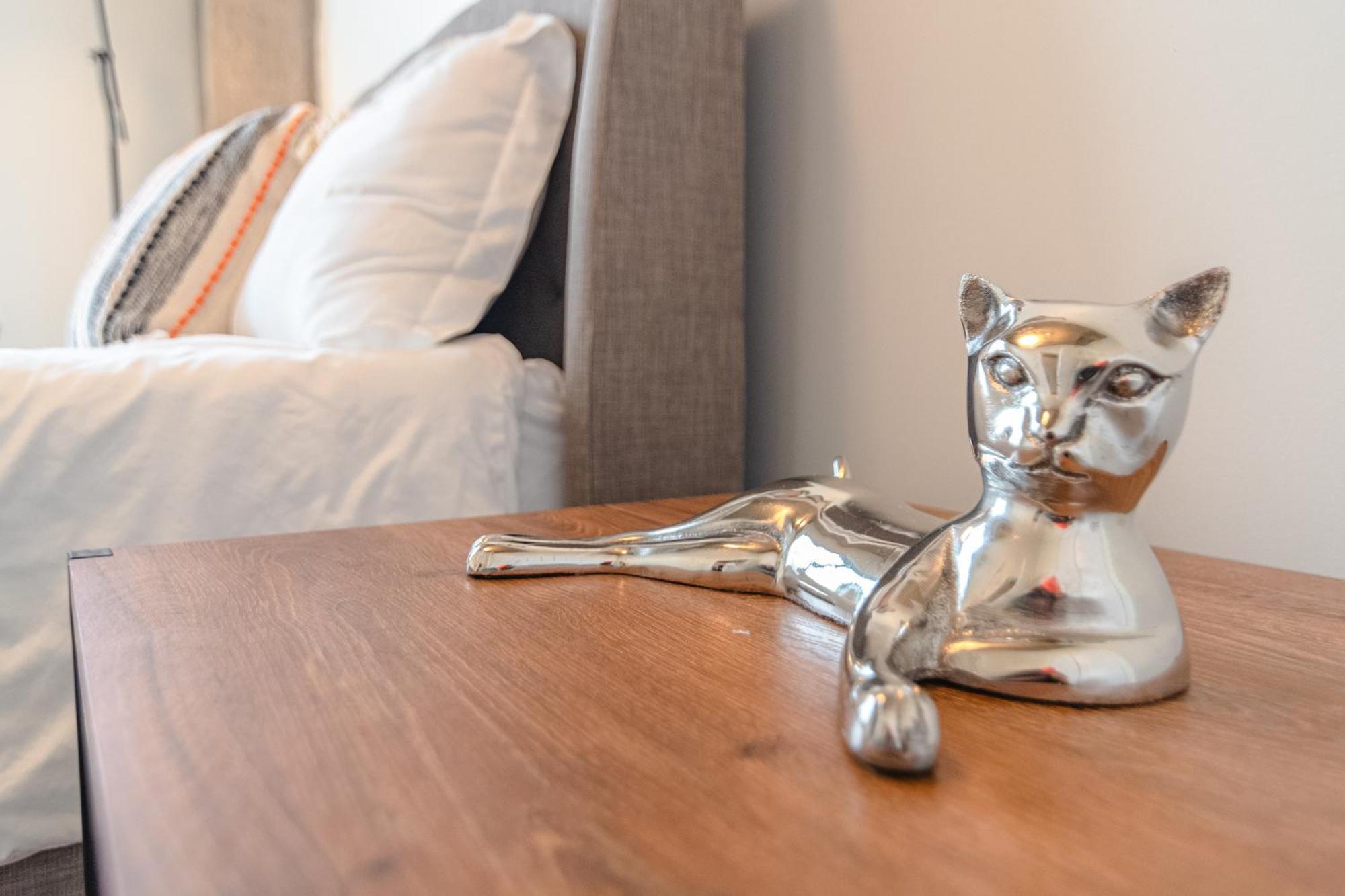 Modern 2Br Loft With Amazing City Skyline View And Optional Parking For 8 Guests Near Mccormick Place And Soldier Field Чикаго Екстериор снимка