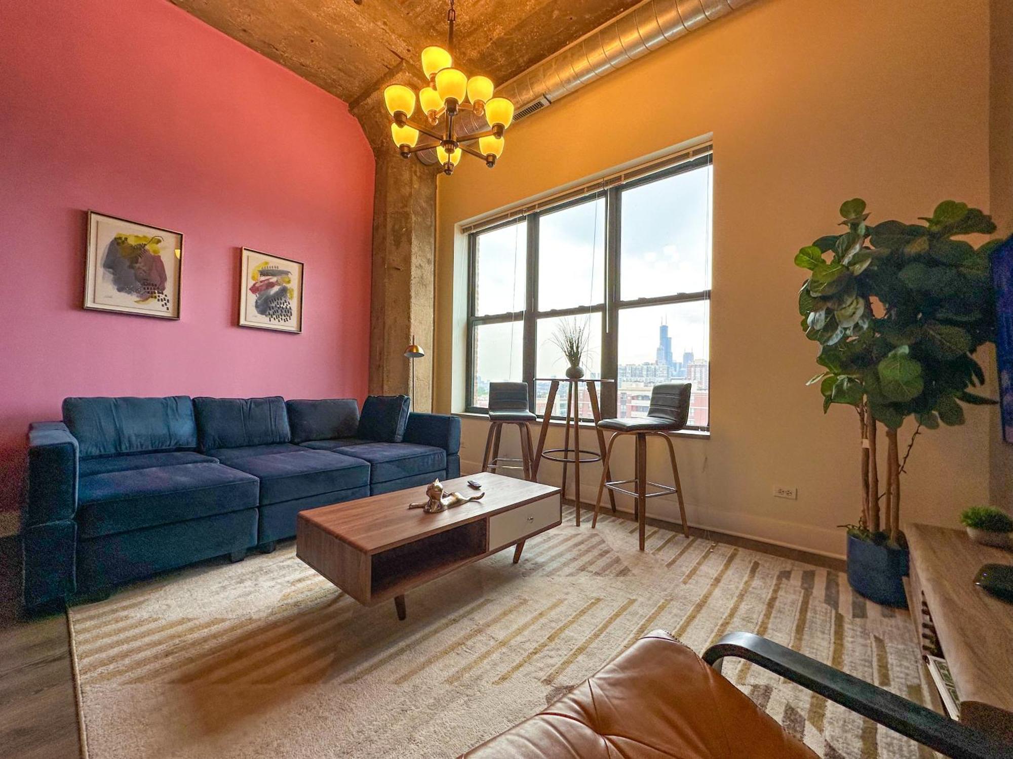 Modern 2Br Loft With Amazing City Skyline View And Optional Parking For 8 Guests Near Mccormick Place And Soldier Field Чикаго Екстериор снимка