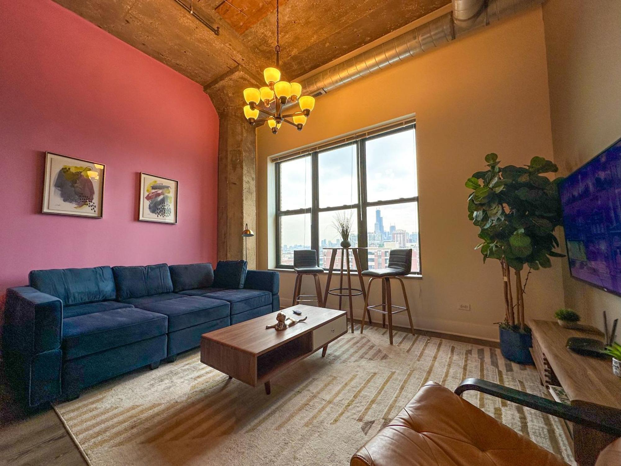 Modern 2Br Loft With Amazing City Skyline View And Optional Parking For 8 Guests Near Mccormick Place And Soldier Field Чикаго Екстериор снимка